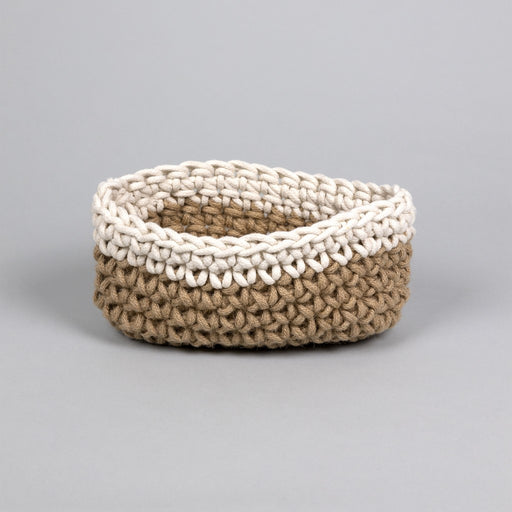 HYGGE CAVE | WHITE AND BEIGE CROCHET PLANTER