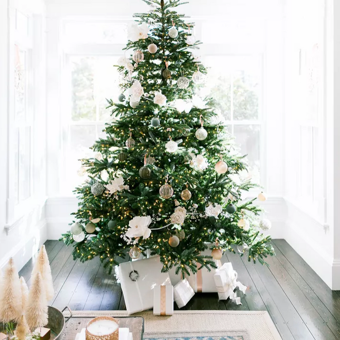 20 🎄 COLOR SCHEMES YOU NEED TO TRY ON YOUR CHRISTMAS TREE