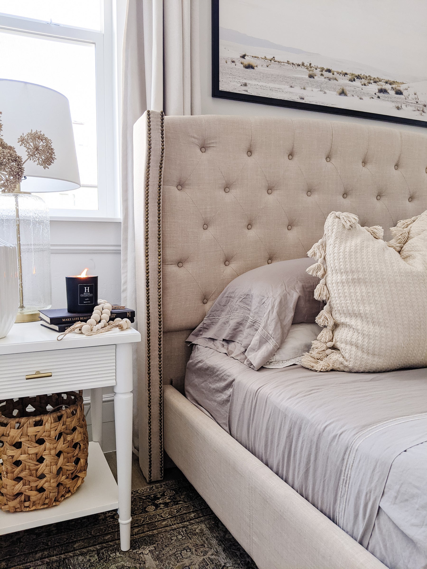 HOW TO MAKE YOUR BEDROOM COZIER FOR THE HOLIDAYS - hygge cave