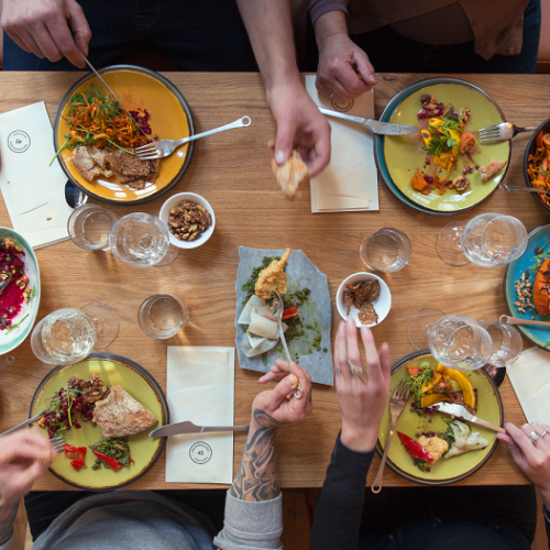 IS FÆLLESSPISNING THE NEW HYGGE?