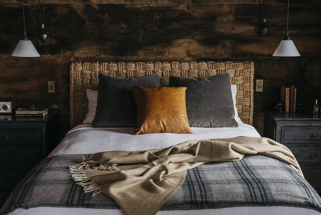 HYGGE CAVE | MERINO WOOL BLANKET