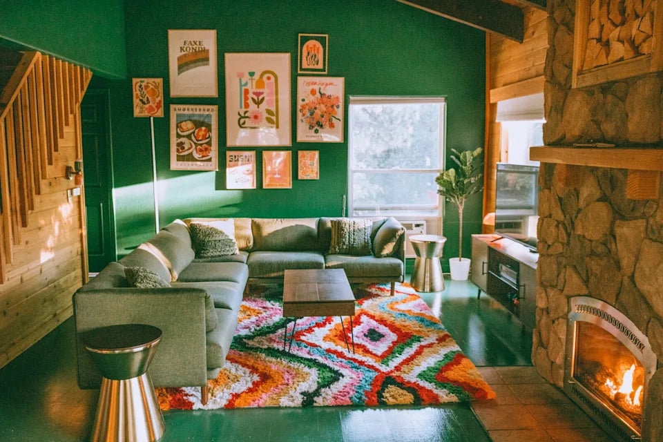 Revitalizing a 1970s Cabin: Cozy Transformation on a Budget