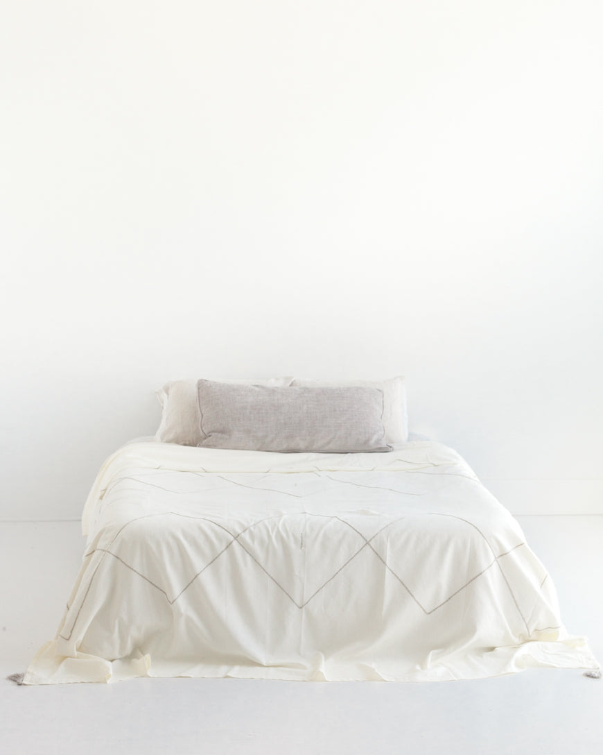 Hygge Cave Berber Cotton Bedspread - Thumbnail 2