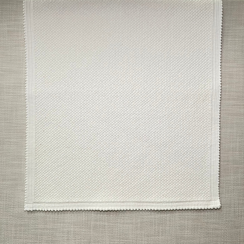 Eden Snow Bath Rug (21" x 43")