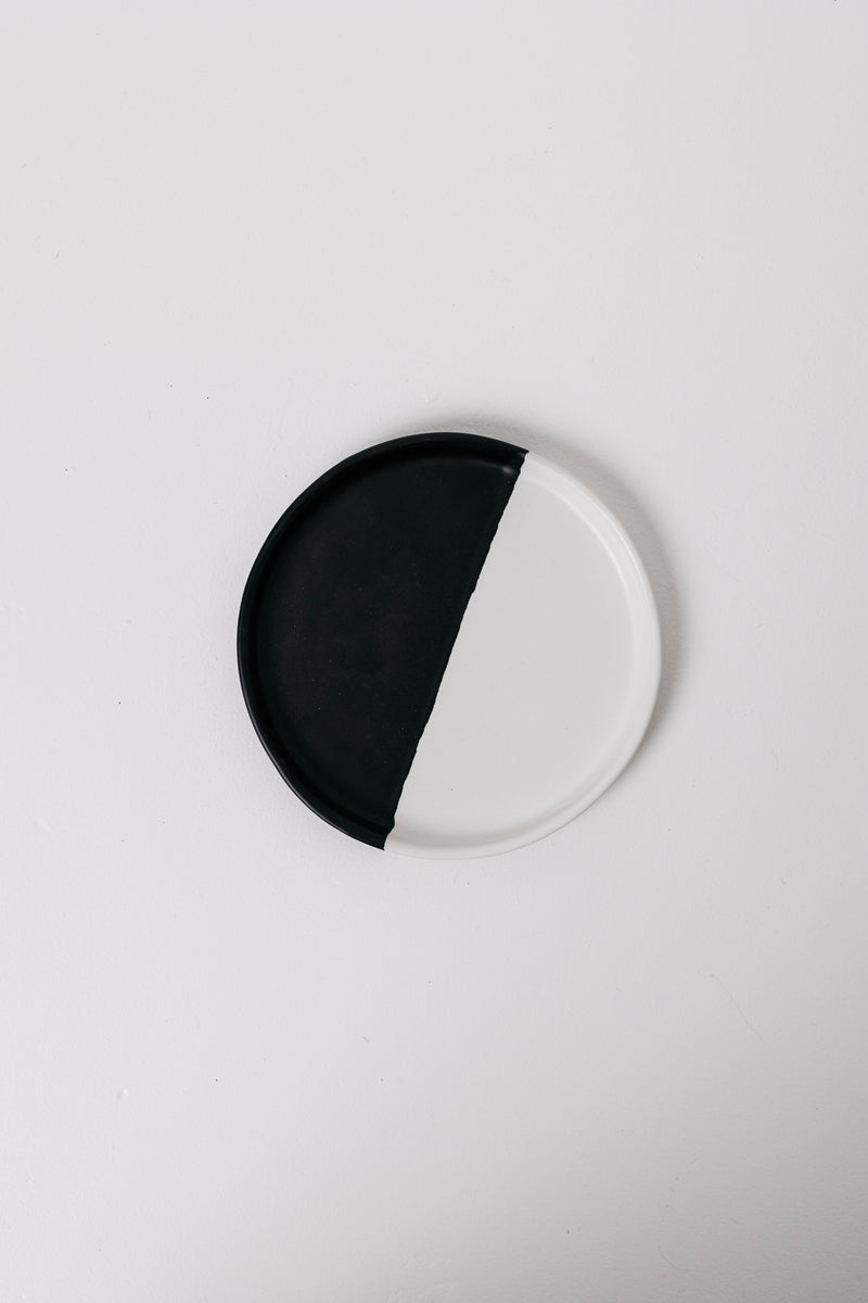 Dawson Appetizer Plate - Matte Black/White - Set of 6
