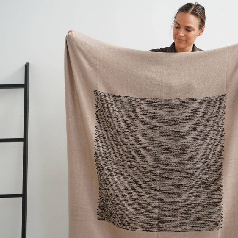 Wren Merino Throw: Brown