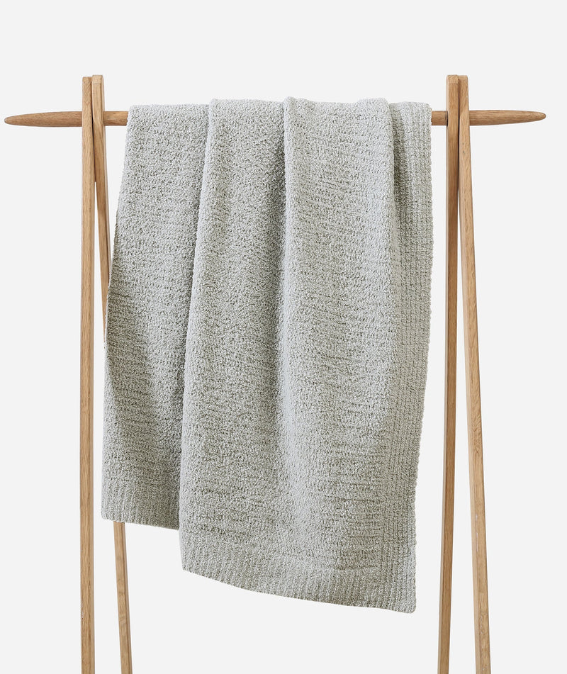 Snug Fabric Throw