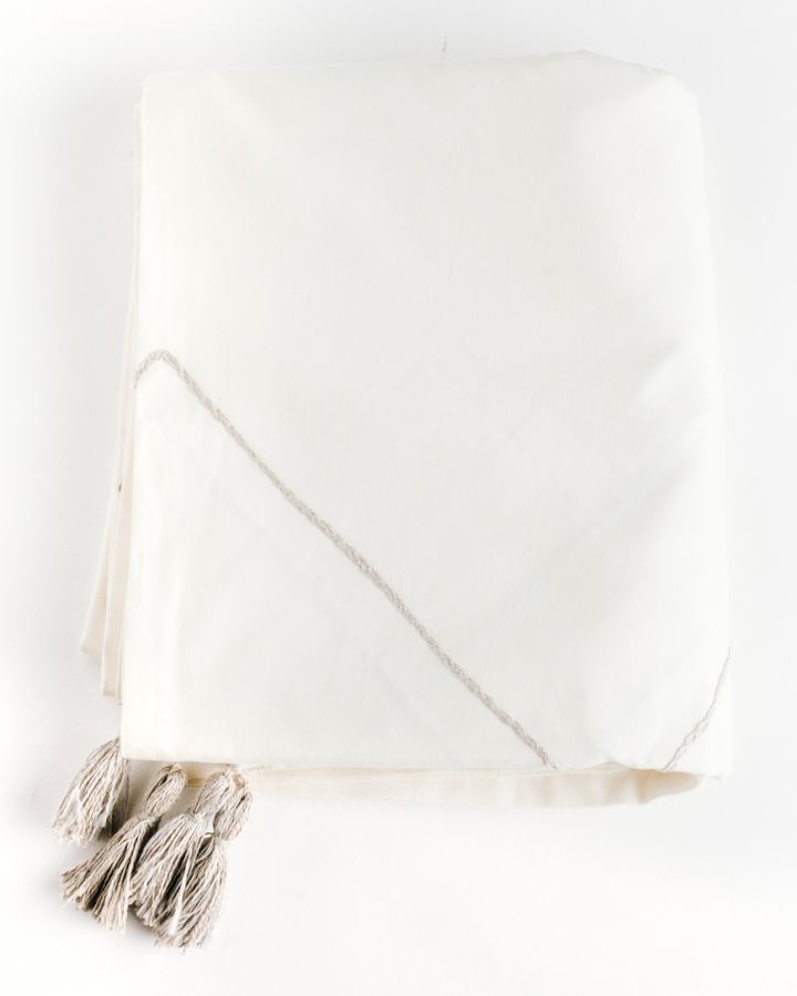 Hygge Cave Berber Cotton Bedspread