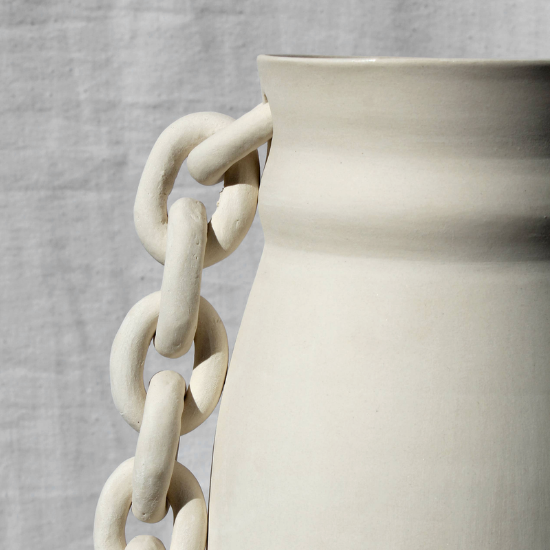 Hadley Ceramic Chain Vessel