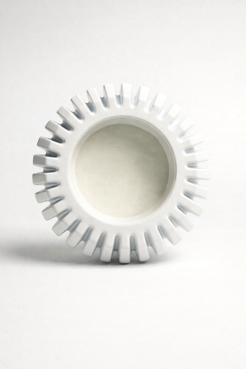 Ribbed Halo Tealight Holder
