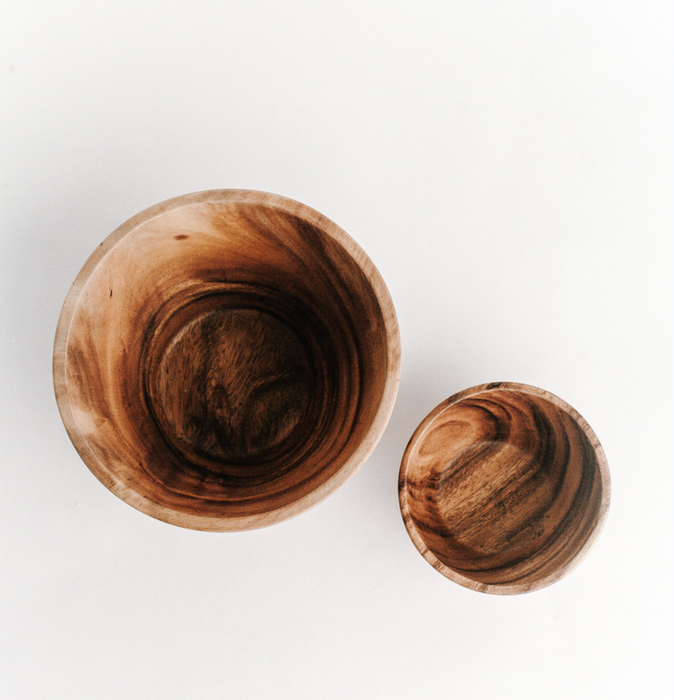 HYGGE CAVE | ACACIA WOOD SNACK SERVING BOWL