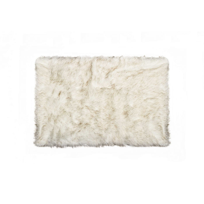 HYGGE CAVE | AREA RUG