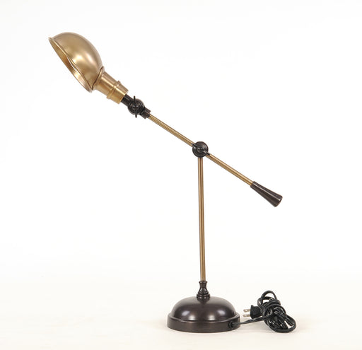 HYGGE CAVE | LAMP BRASS FINISH