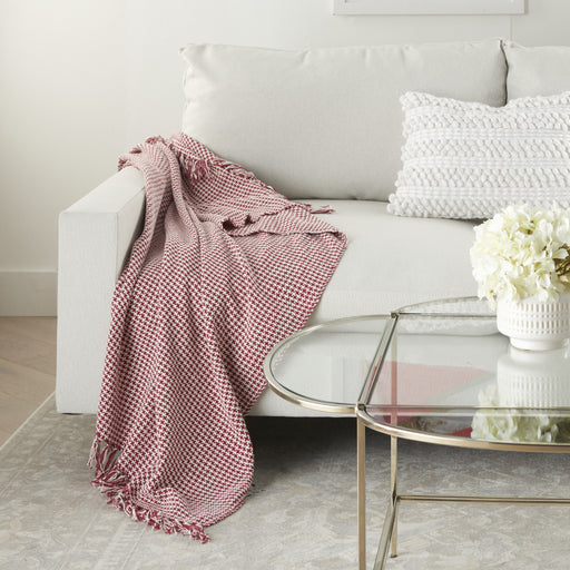 HYGGE CAVE | RED AND WHITE THROW BLANKET