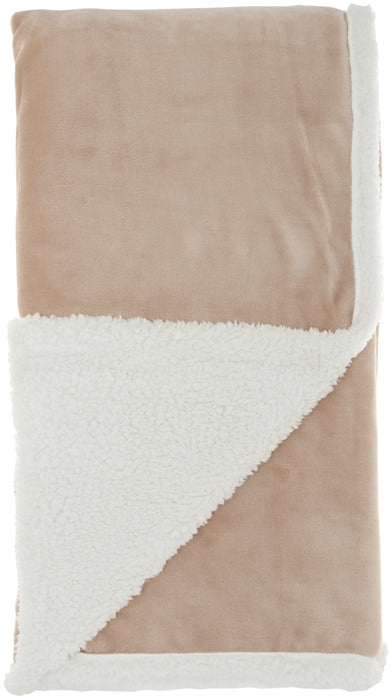HYGGE CAVE | BLUSH PINK FLEECE AND SHERPA ACCENT THROW 