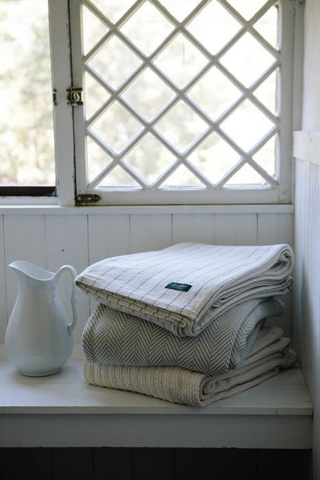 Hand woven cotton throw from natural fibers - hyggecave