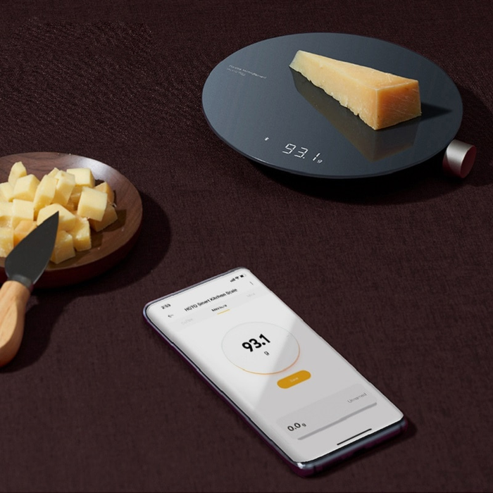 Get fast and accurate results with the convenient smart scale for food measurement