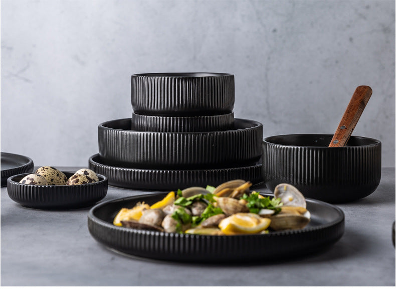 HYGGE CAVE | JAPANESE STYLE PLATES