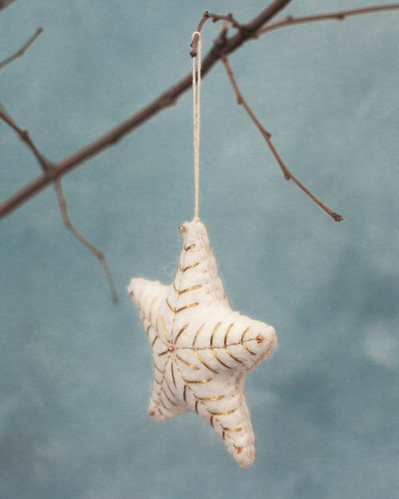 HYGGE CAVE | EMBROIDERED STAR FELT ORNAMENT