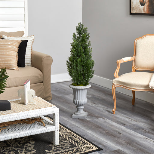 HYGGE CAVE | MINI CEDAR ARTIFICIAL PINE TREE IN DECORATIVE URN