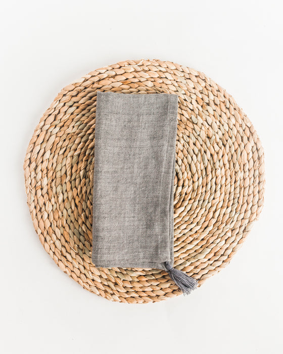 HYGGE CAVE | SEAGRASS CHARGER